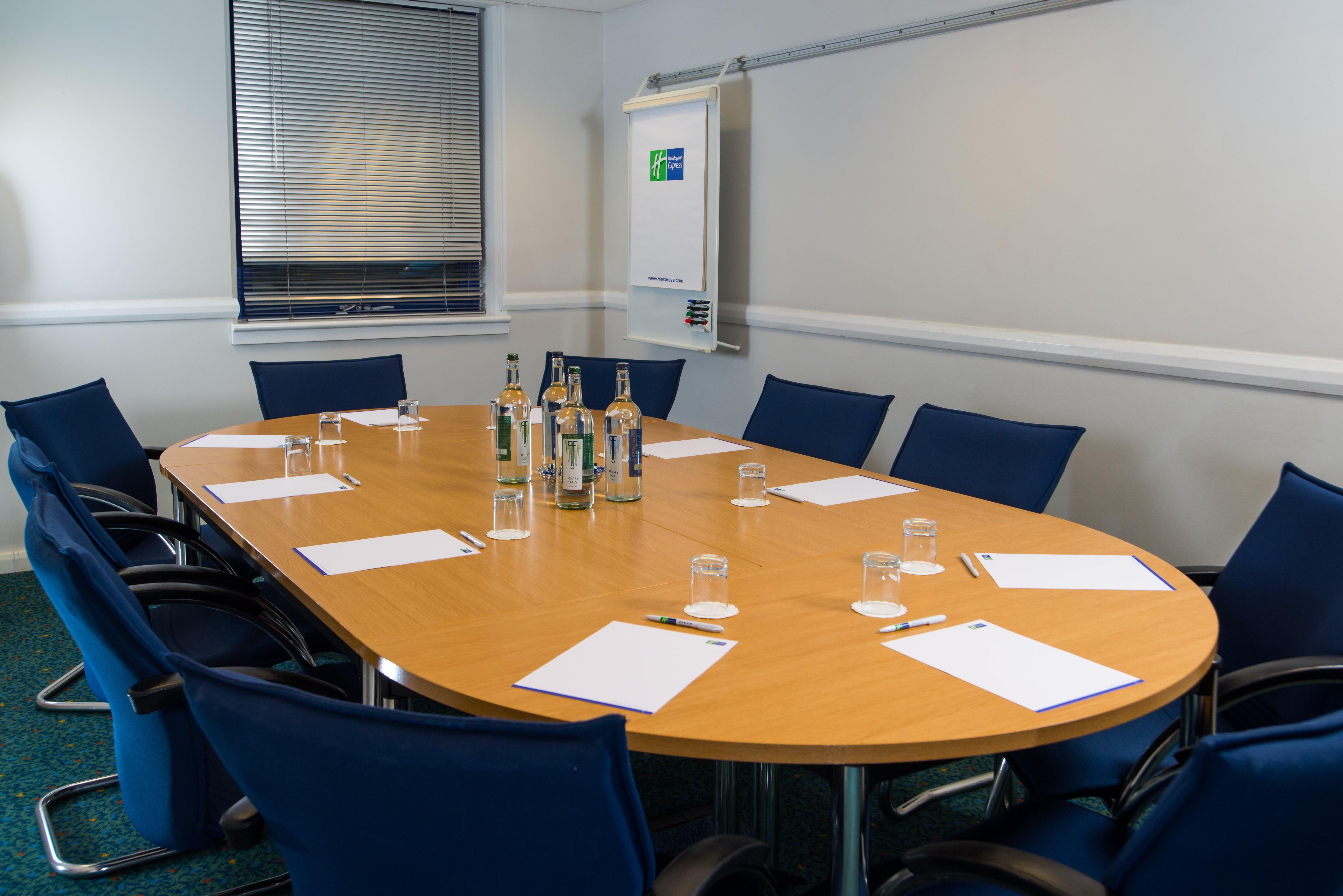 Holiday Inn Express Droitwich Spa By Ihg Экстерьер фото