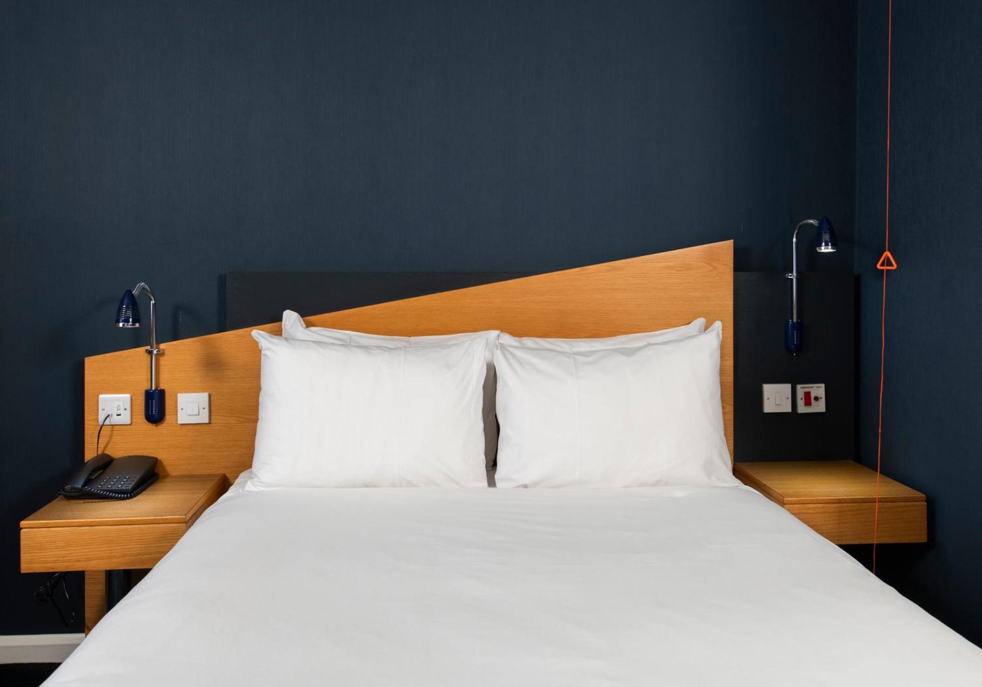 Holiday Inn Express Droitwich Spa By Ihg Номер фото
